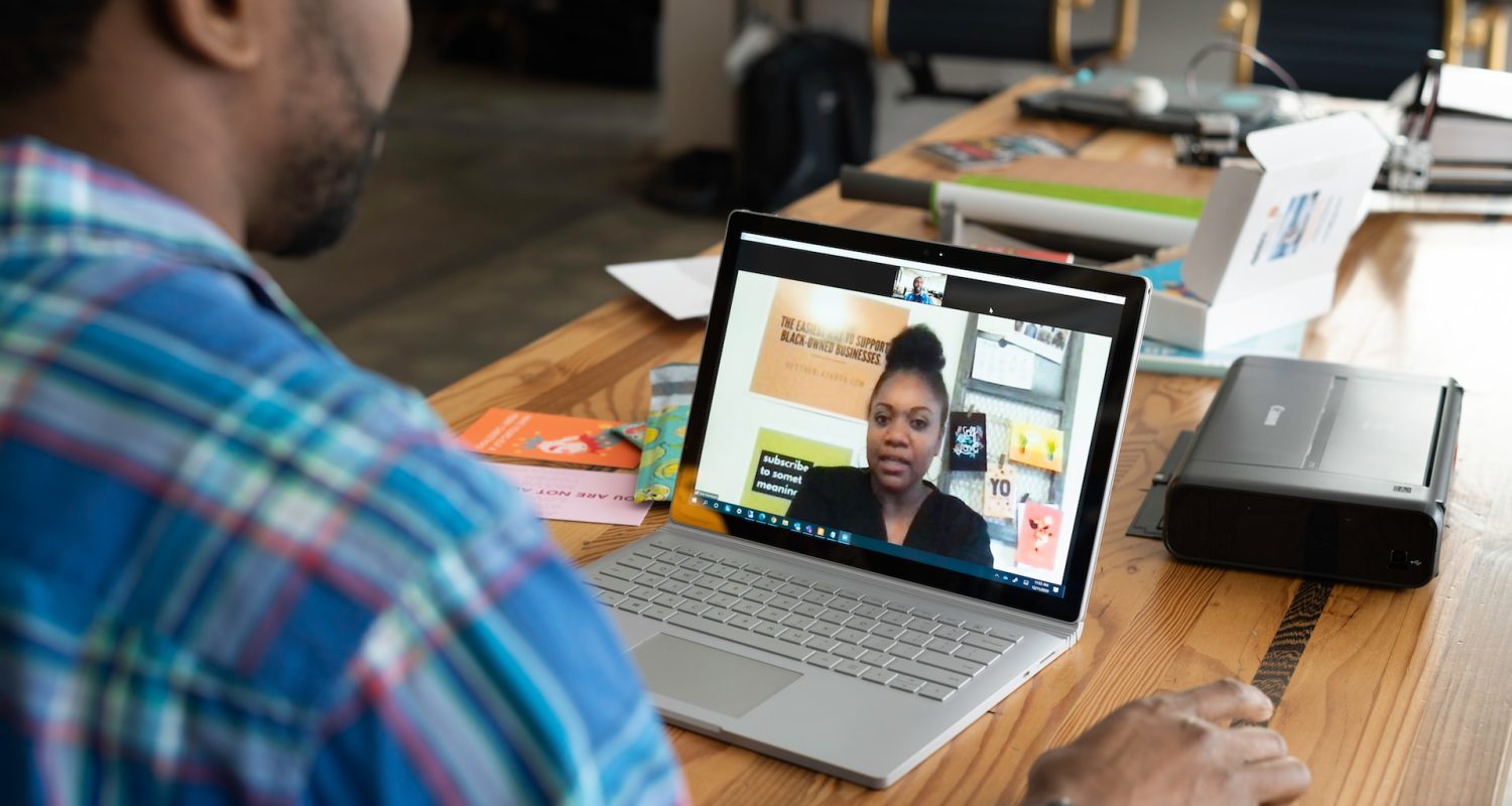 linkedin-sales-solutions-1LyBcHrH4J8-unsplash